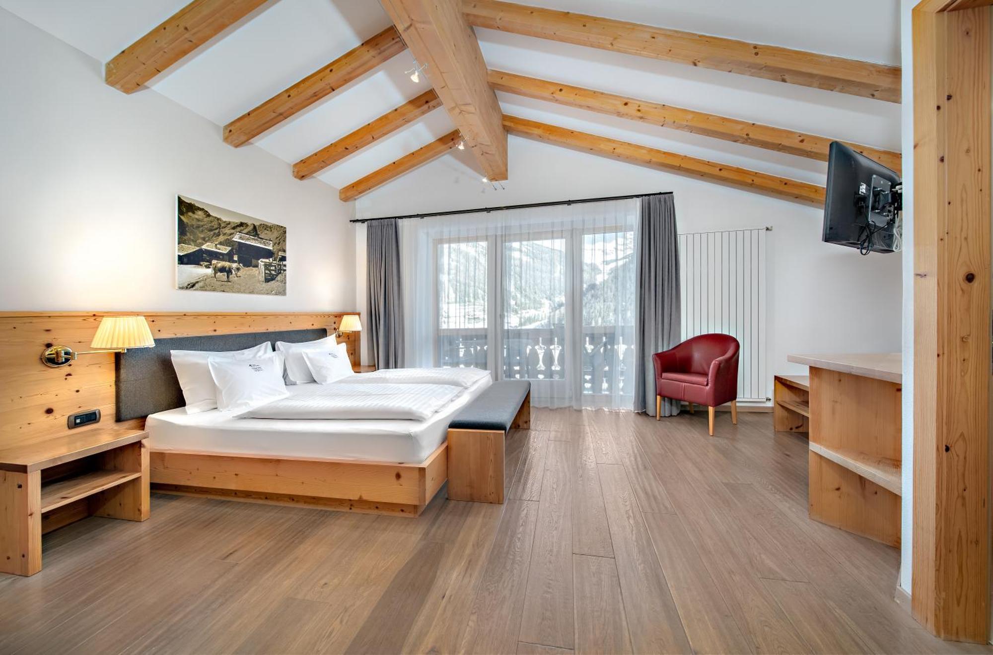 Junior Suite,1769547372:JPEG