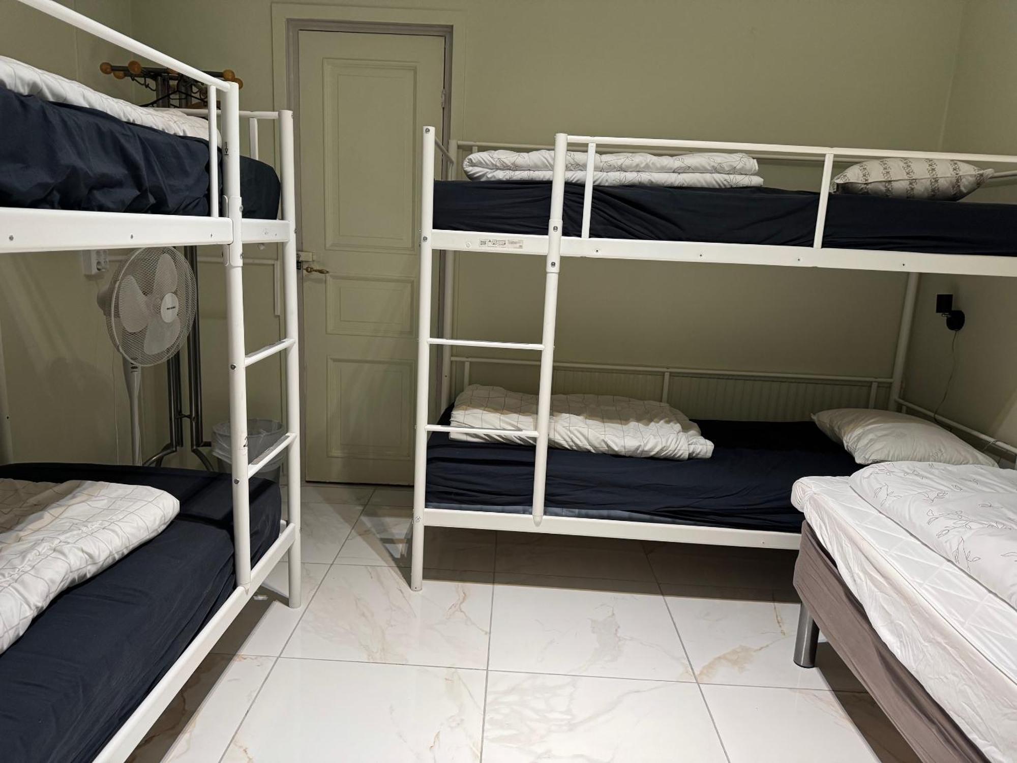 Stapelbed in Slaapzaal voor Vrouwen