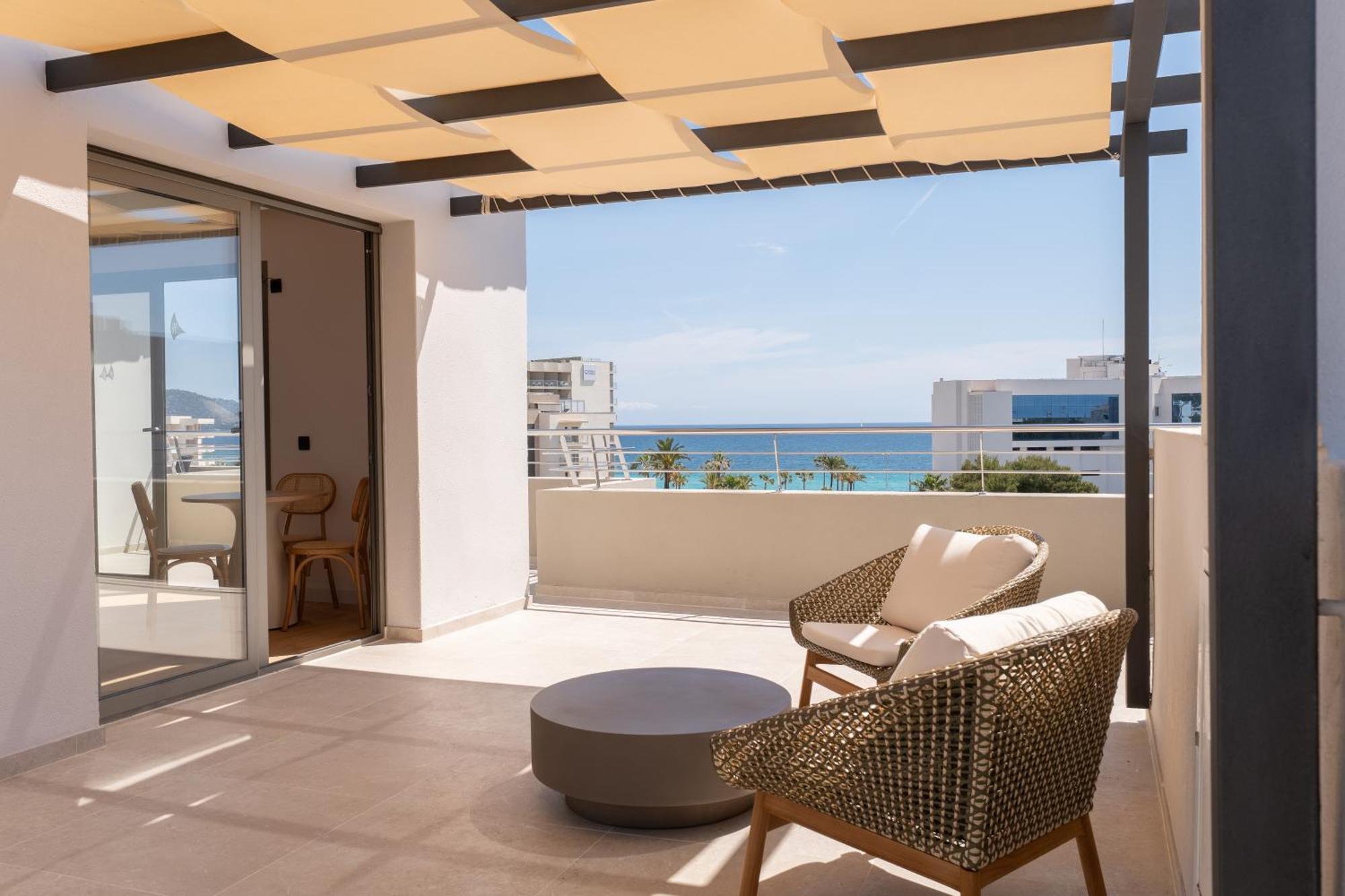 Chambre Double Deluxe avec Balcon - Vue sur Mer