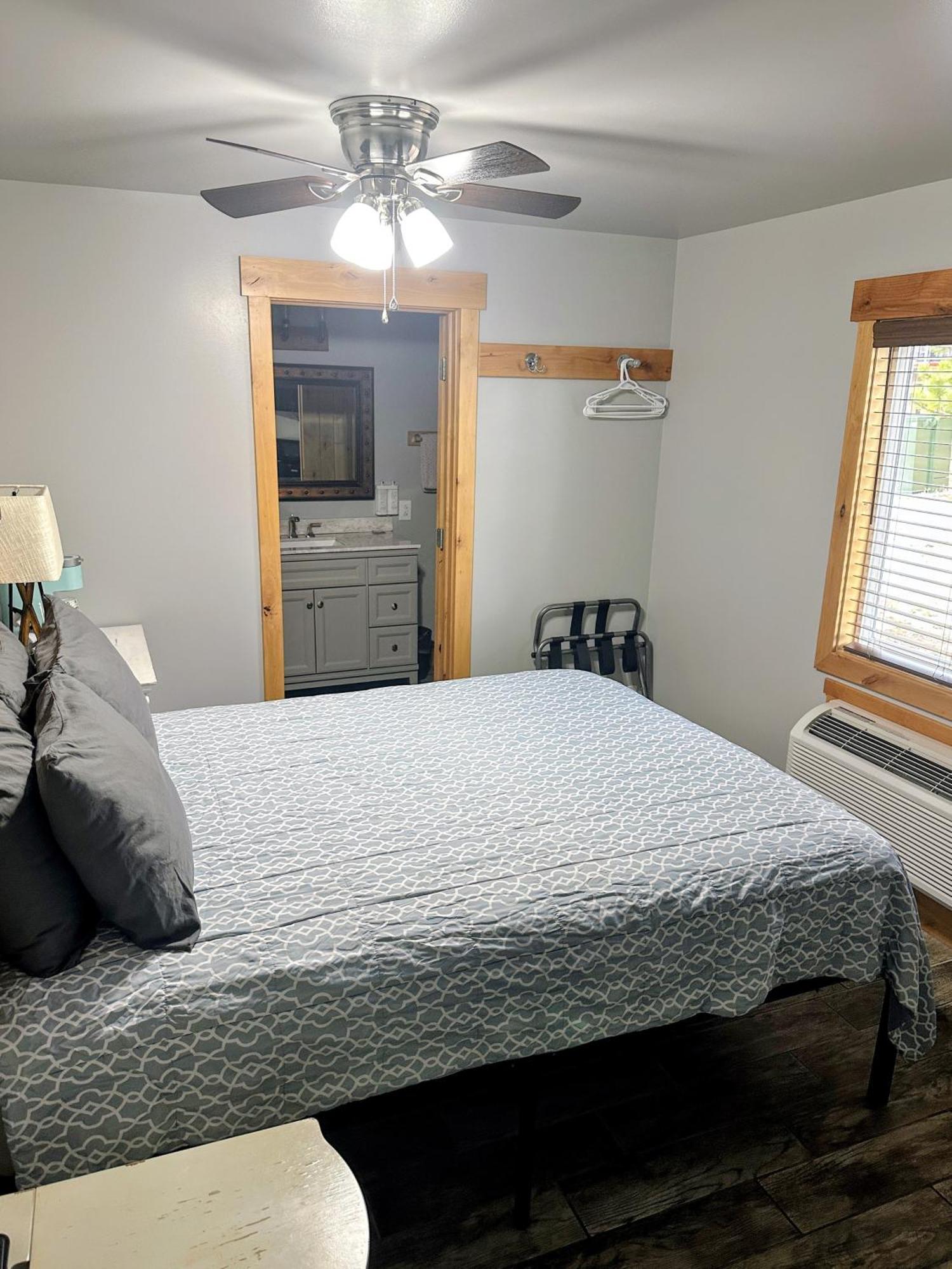 Economy Zimmer mit Queensize-Bett
