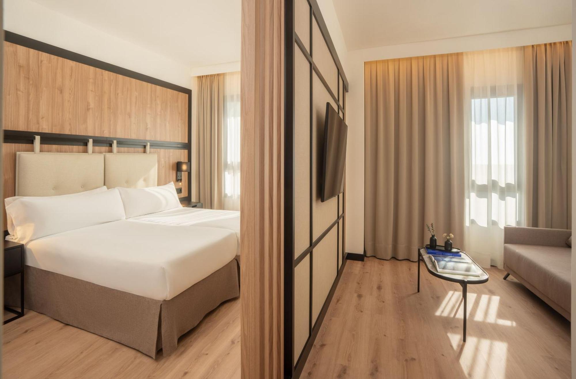 Premium Junior Suite,1770518041:JPEG