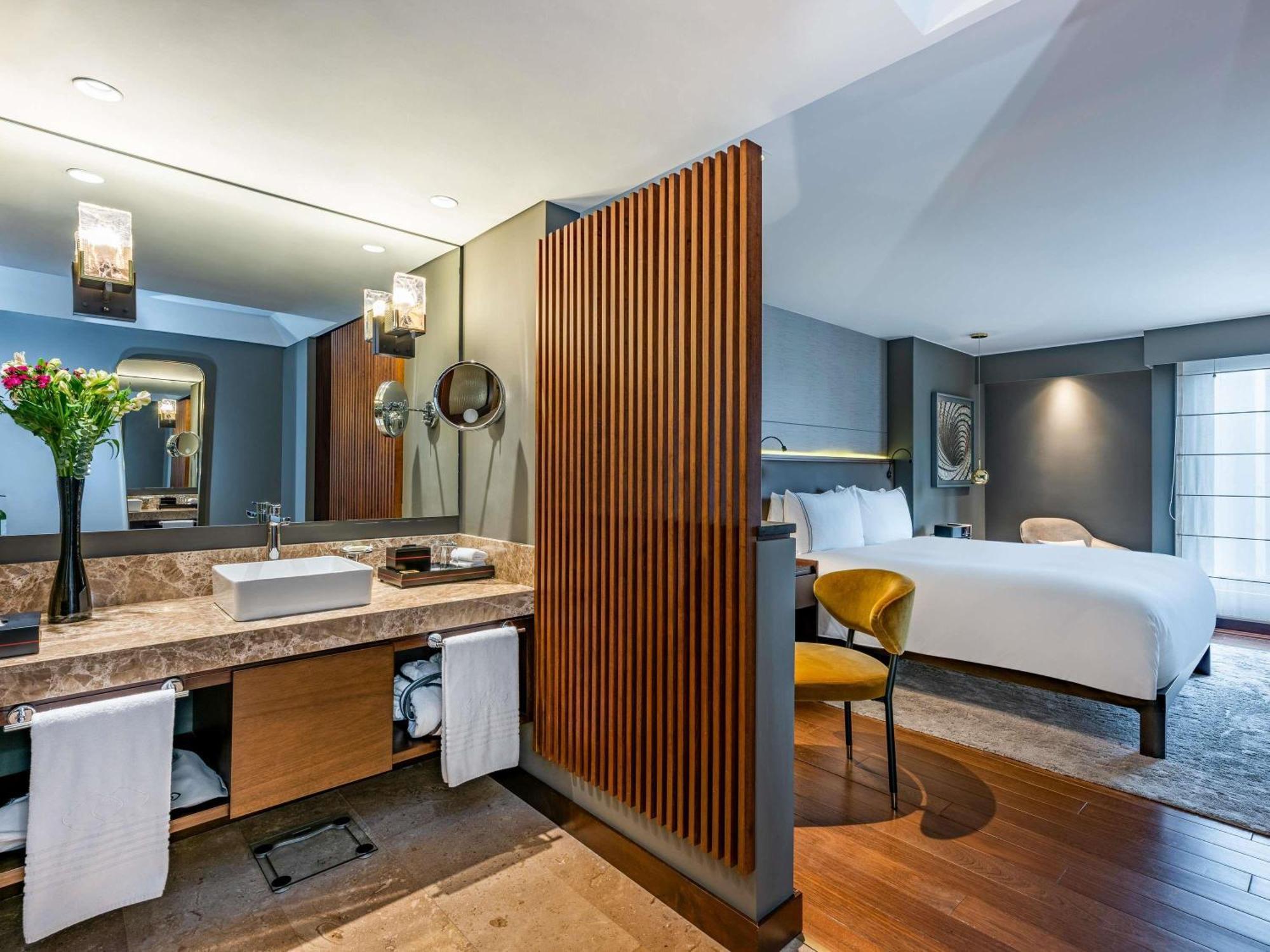 Quarto Queen Superior