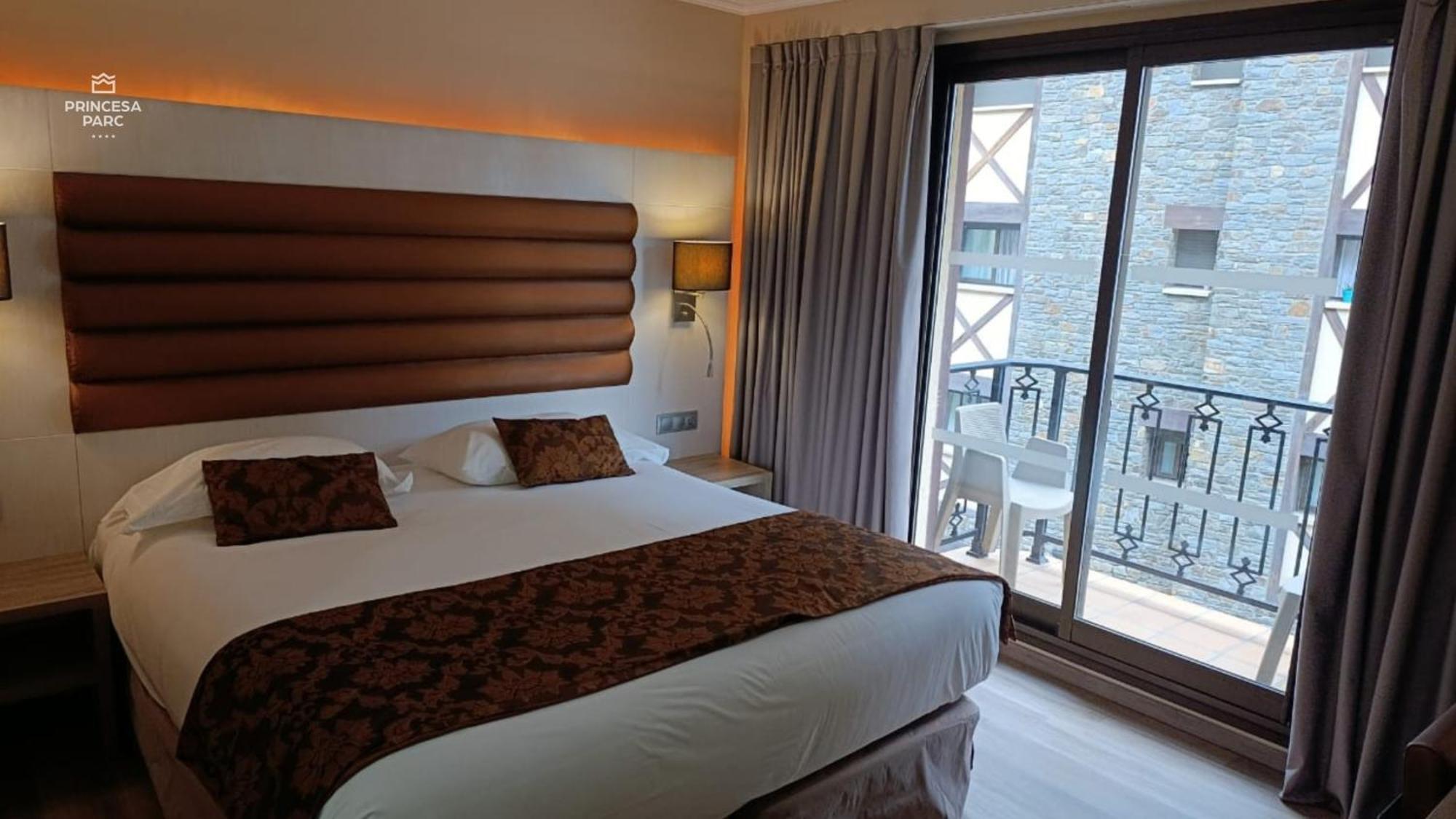 Chambre Double ou Lits Jumeaux avec Balcon