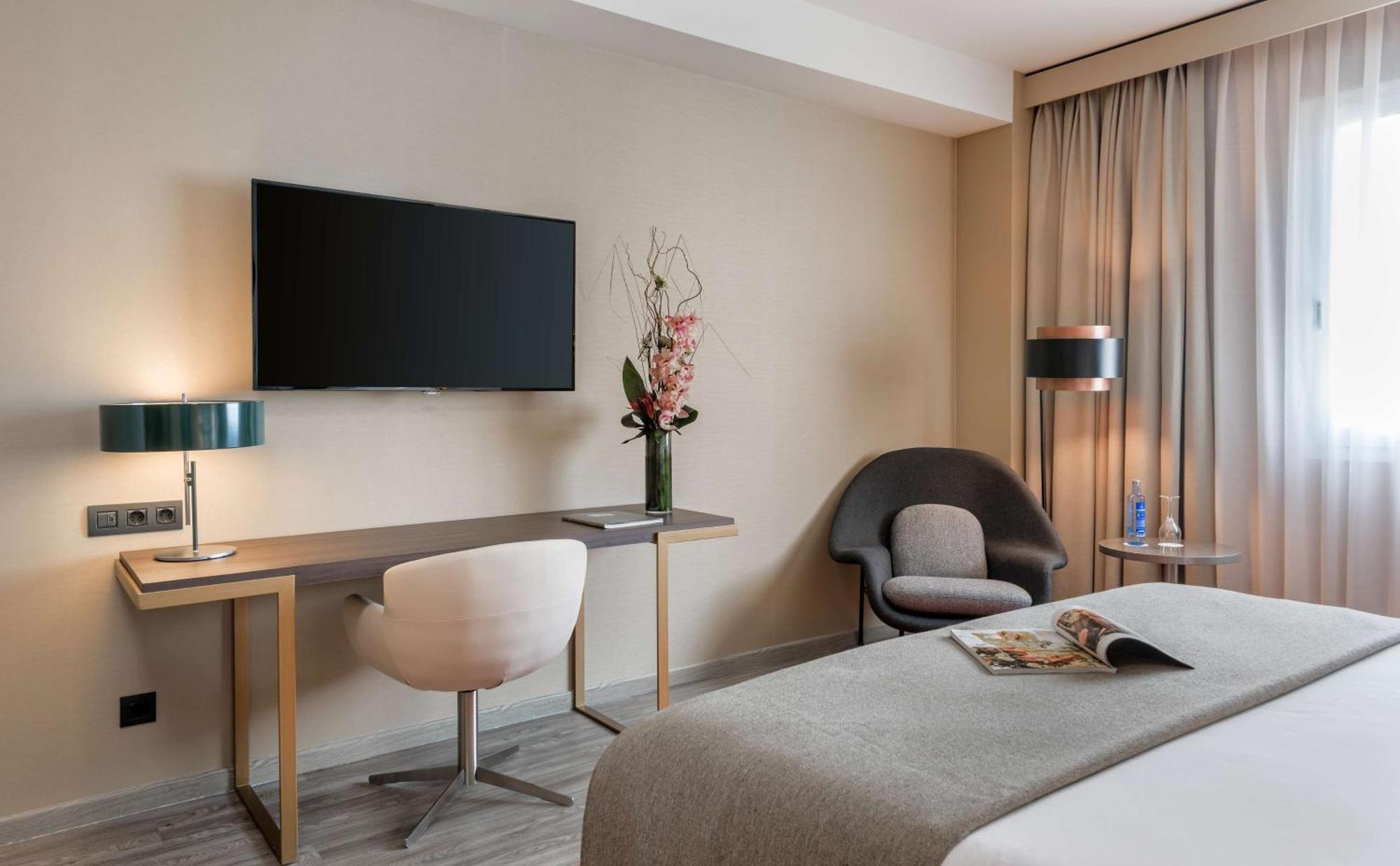 Chambre Double ou Lits Jumeaux Premium avec Lit d'Appoint