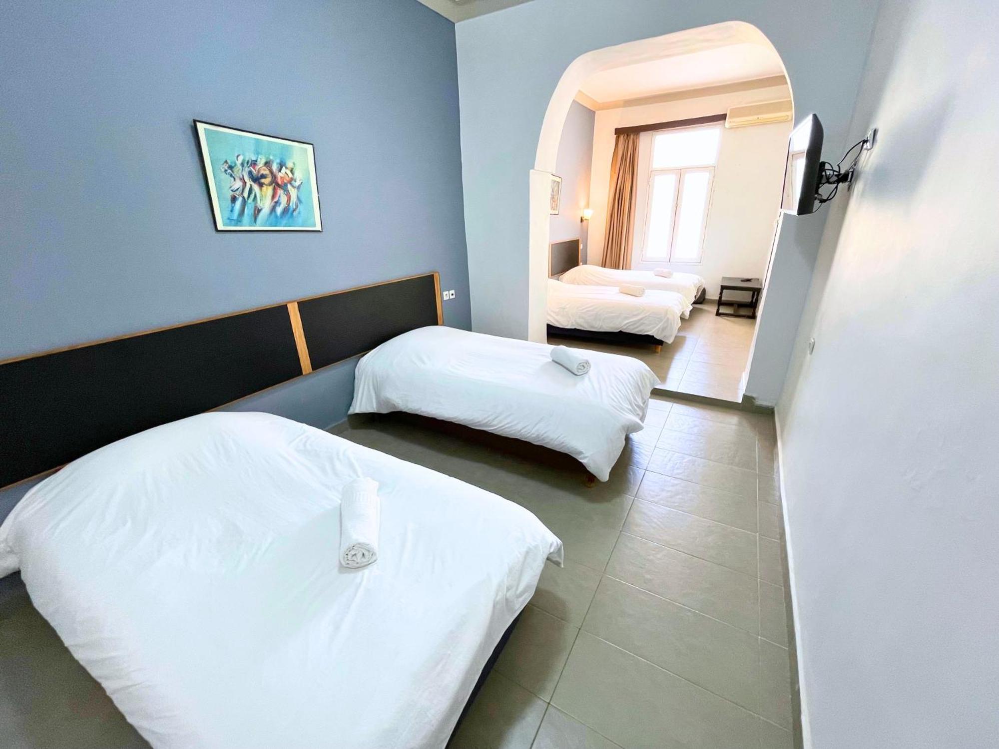 Chambre Quadruple avec Salle de Bains Privative
