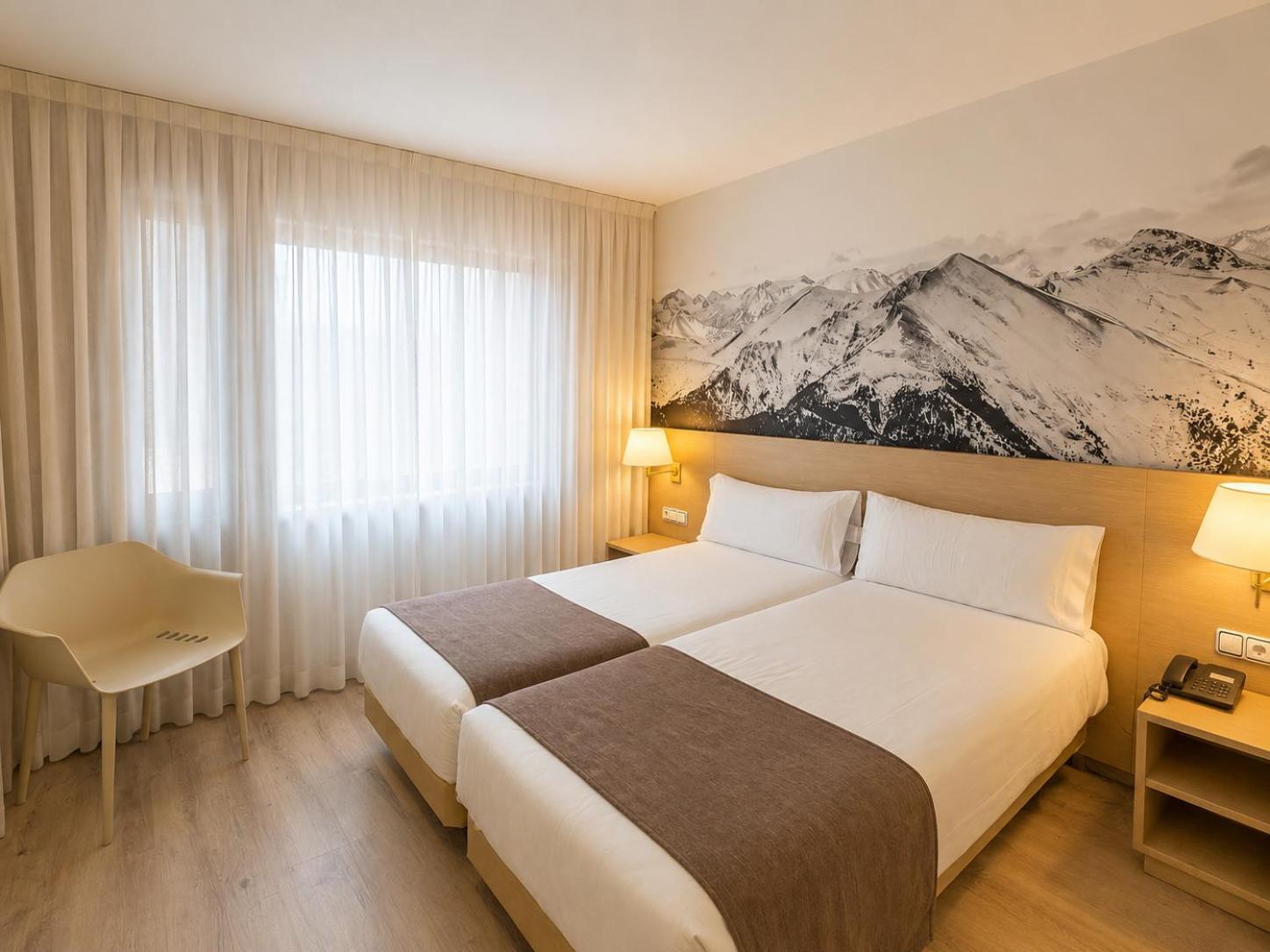 Chambre Double ou Lits Jumeaux