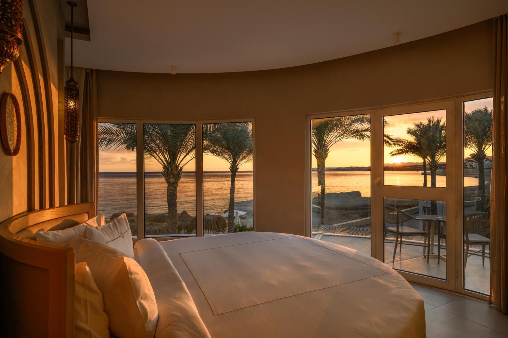 Panorama-Jacuzzi-Suite – Posh Club