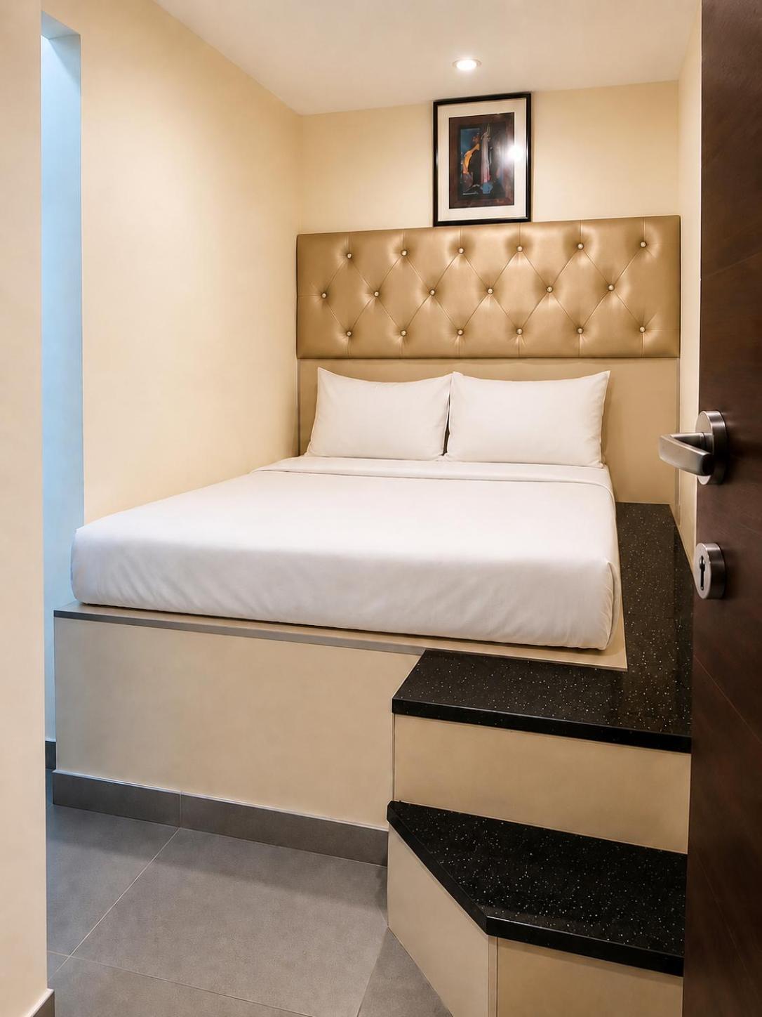 Quarto Superior com Cama Queen-Size - Sem Janela