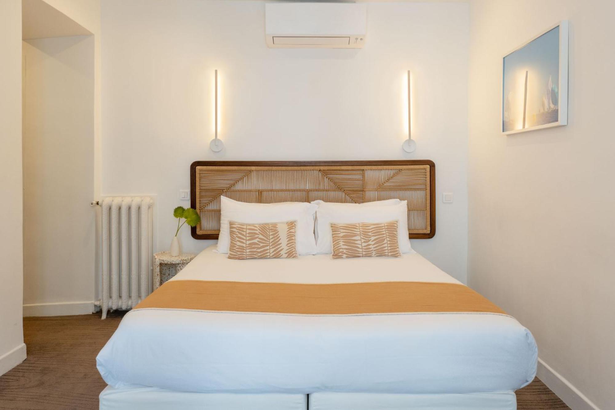 Superior Double or Twin Room,1773263765:JPEG