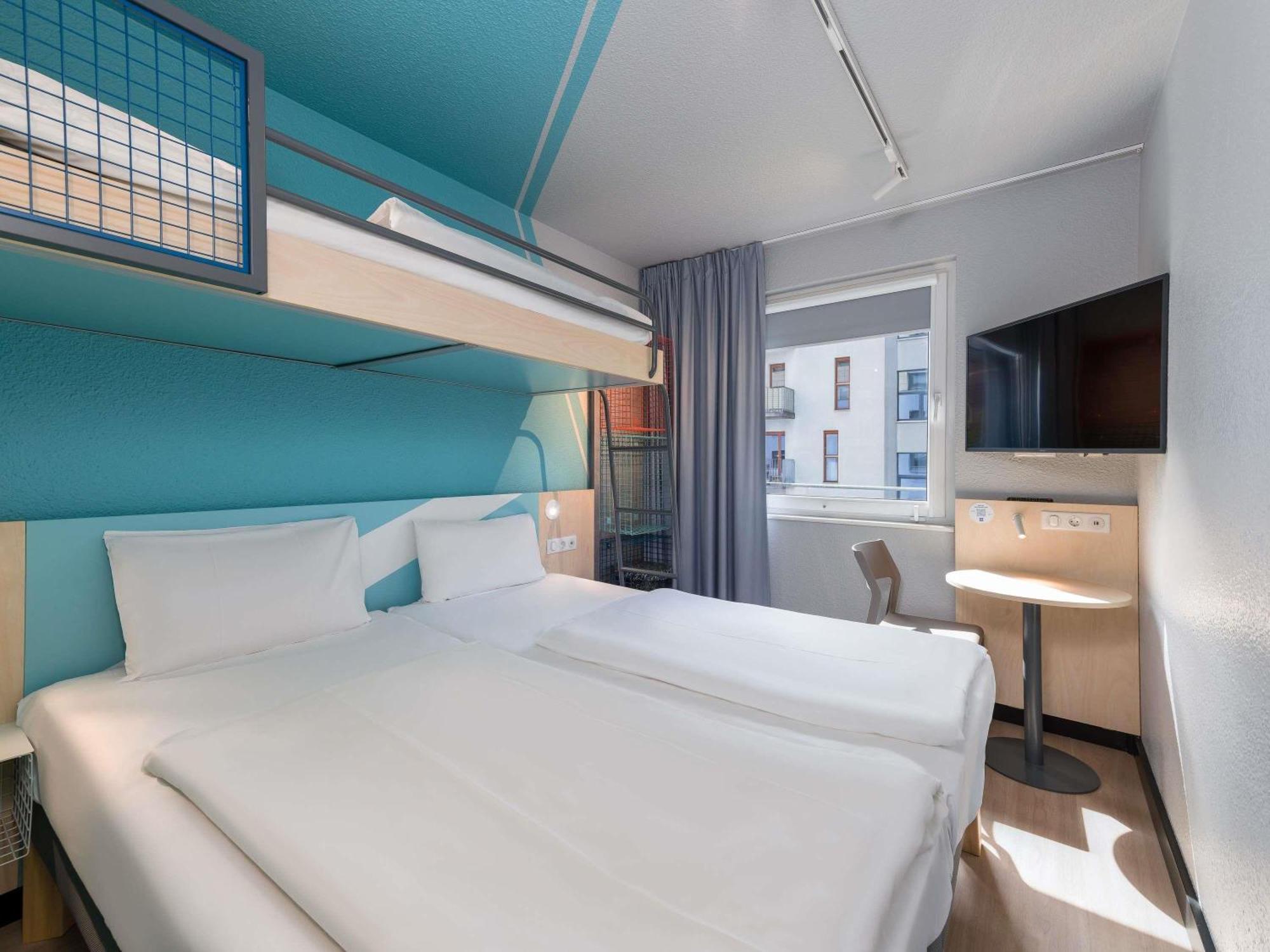 Camera Tripla con Letto a Castello e Letto Singolo