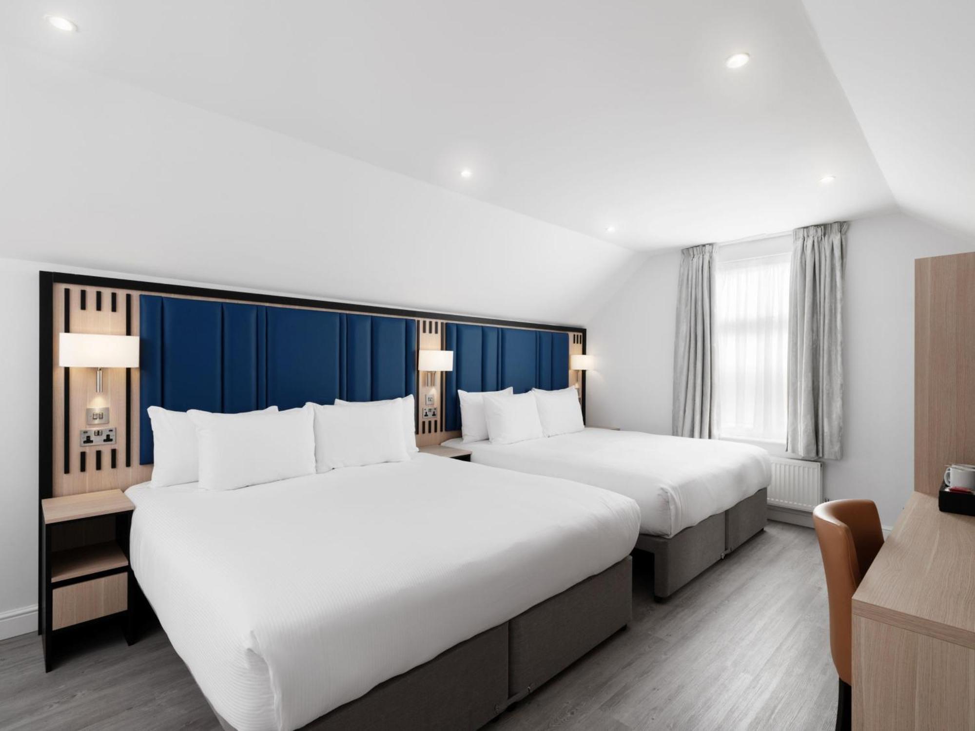 Chambre avec 2 Lits King-Size