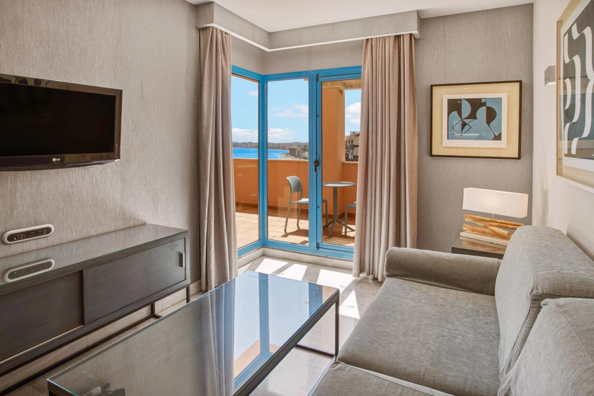 Apartamento de 1 dormitorio con vistas al mar