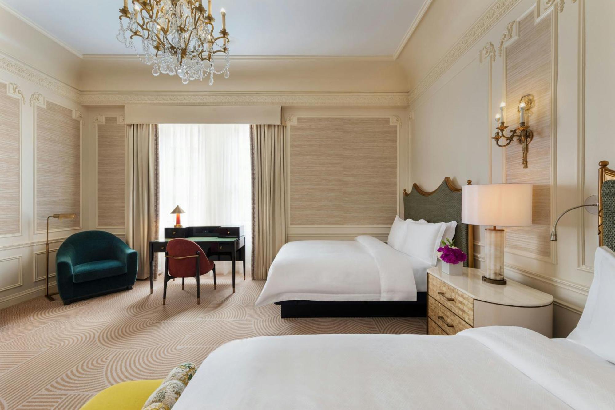 Grand Luxe Tweepersoonskamer met 2 Tweepersoonsbedden - Butlerservice