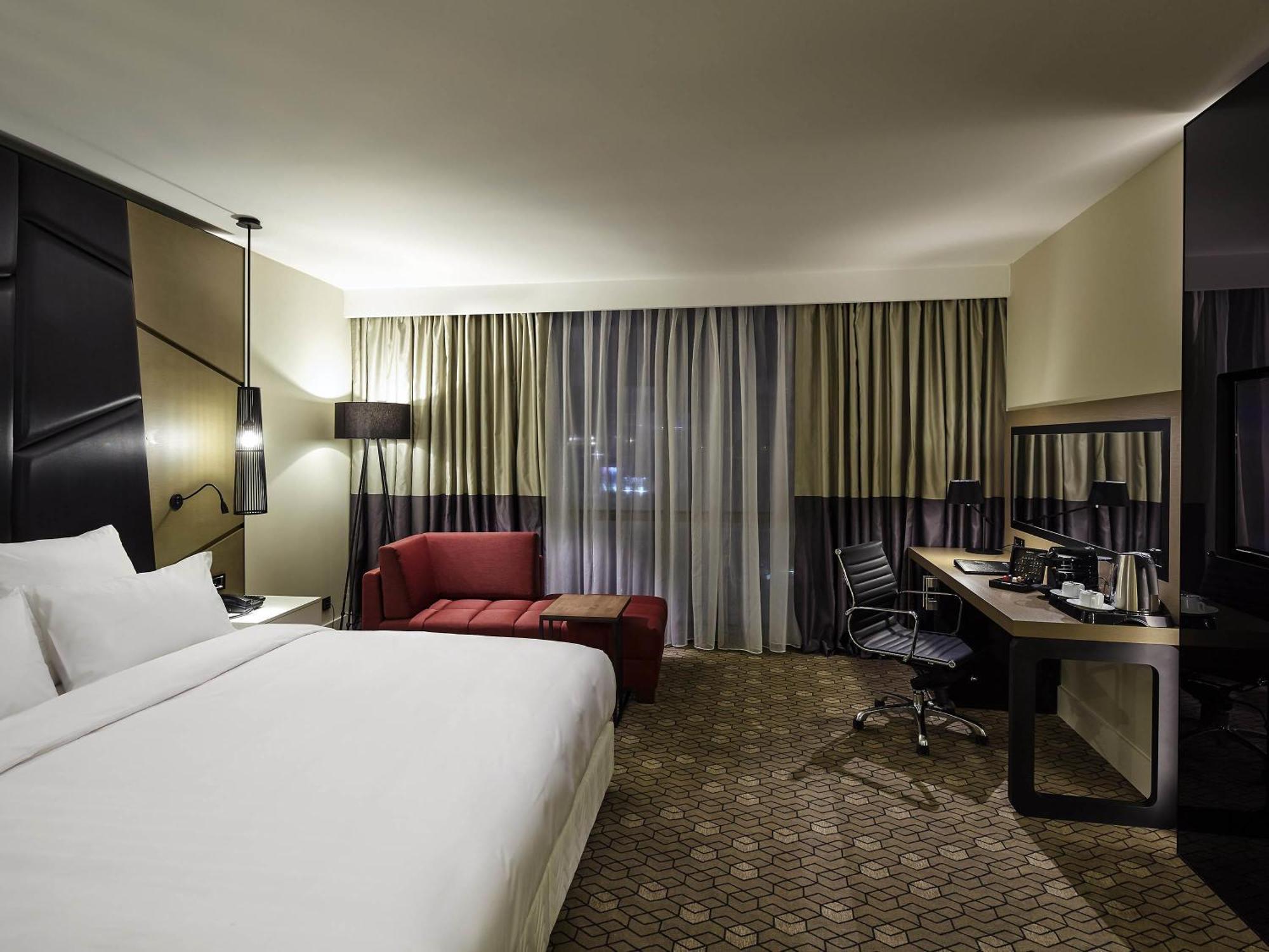 Suite Deluxe com Cama King-size - Acesso ao Lounge