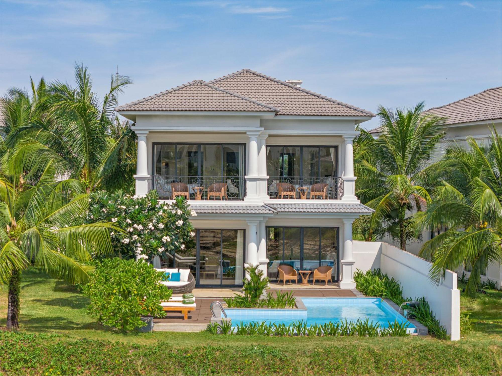Four-Bedroom Villa Lake View Private Pool,1774535498:JPEG
