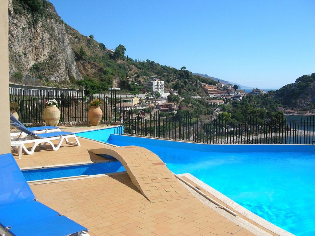 Villa Deluxe