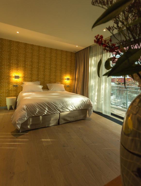 Deluxe Doppel-/Zweibettzimmer mit Balkon