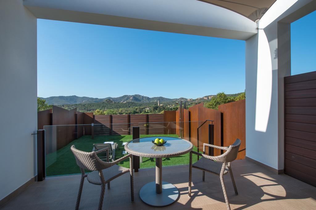 Suite avec Jacuzzi et Jardin Privé