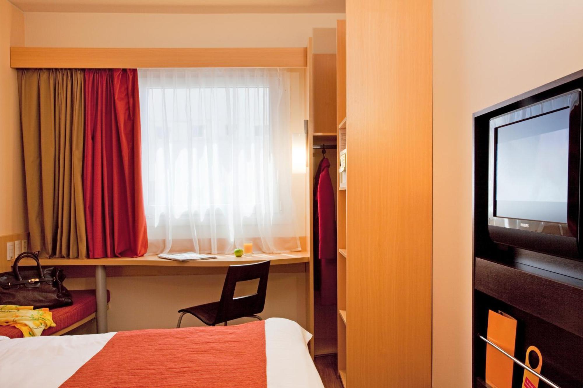 Double Room Extra Bed,193082215:JPEG