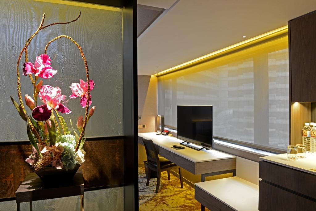 Staycation Offer - Deluxe Single Room with Early Check-in and Late Check-out