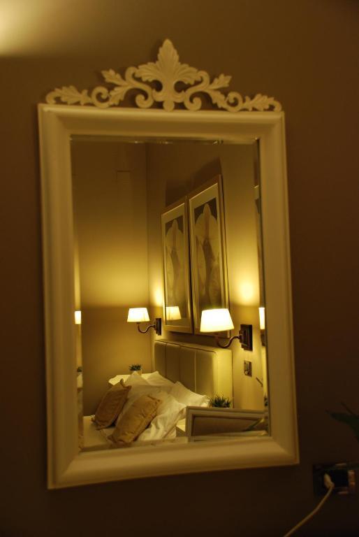 Suite,1588119229:JPEG