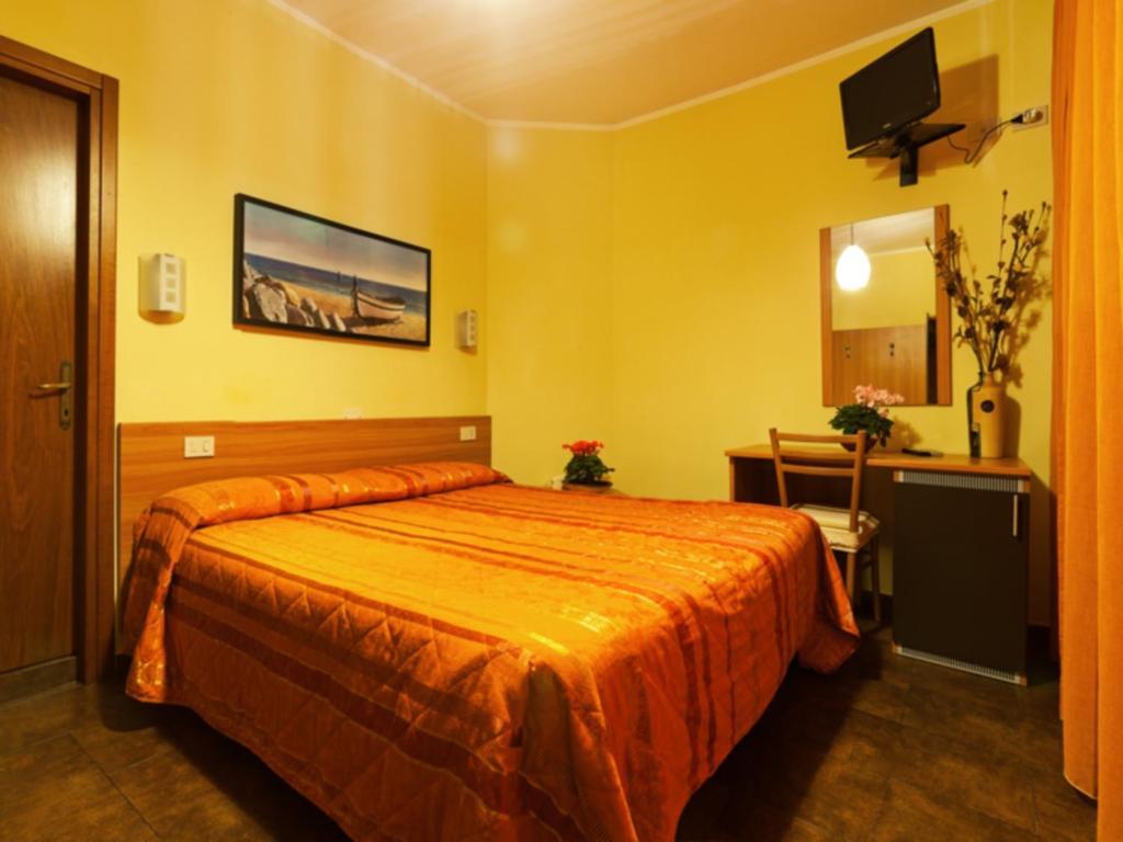 Classic Double or Twin Room,110463132:JPEG