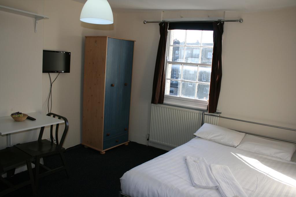 Chambre Double Standard avec Salle de Bains Commune