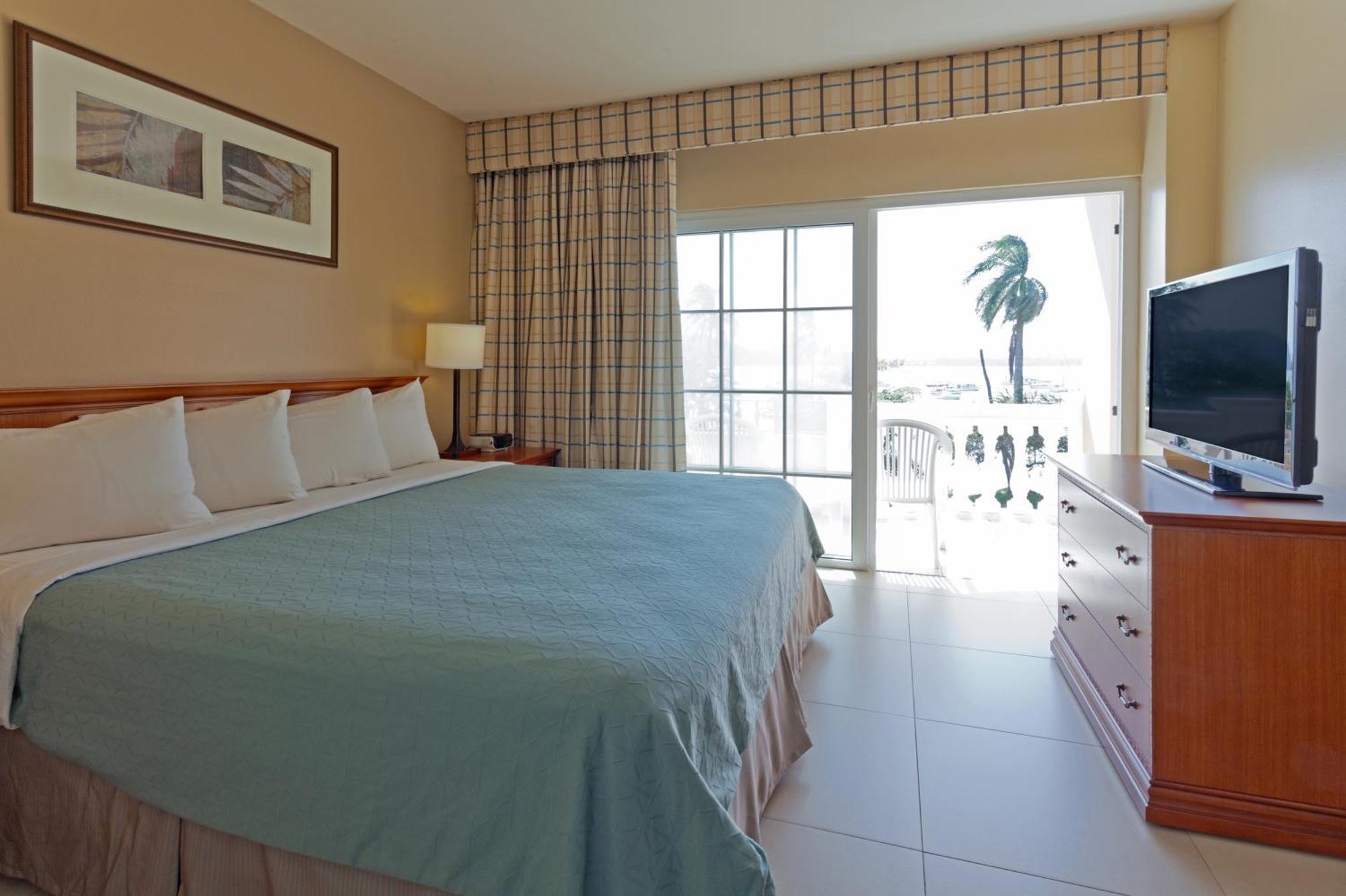 Suíte de 1 Quarto com Cama King-size e Vista da Cidade - Não Fumantes