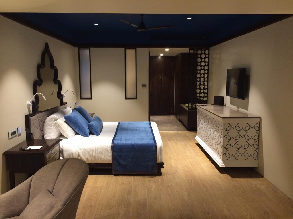 Double Room with Lake View