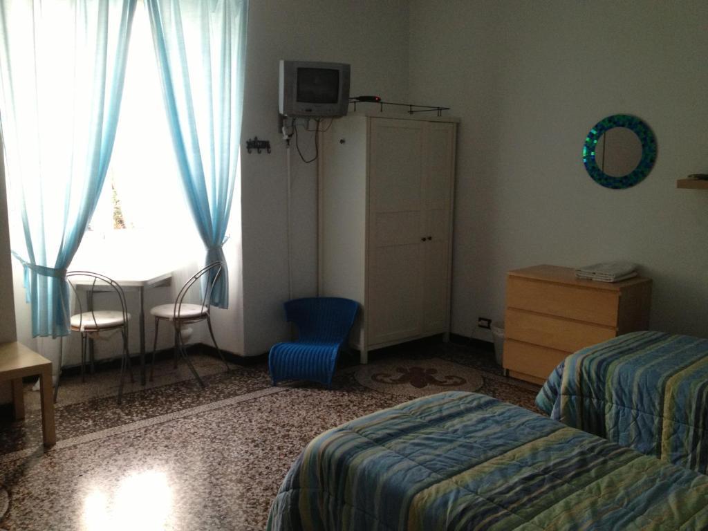 Camera Singola con Bagno in Comune