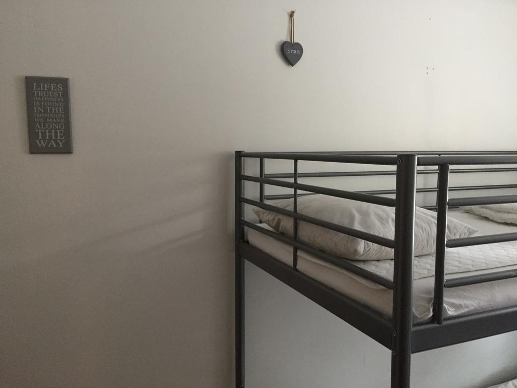 Chambre Triple Économique sans Fenêtre