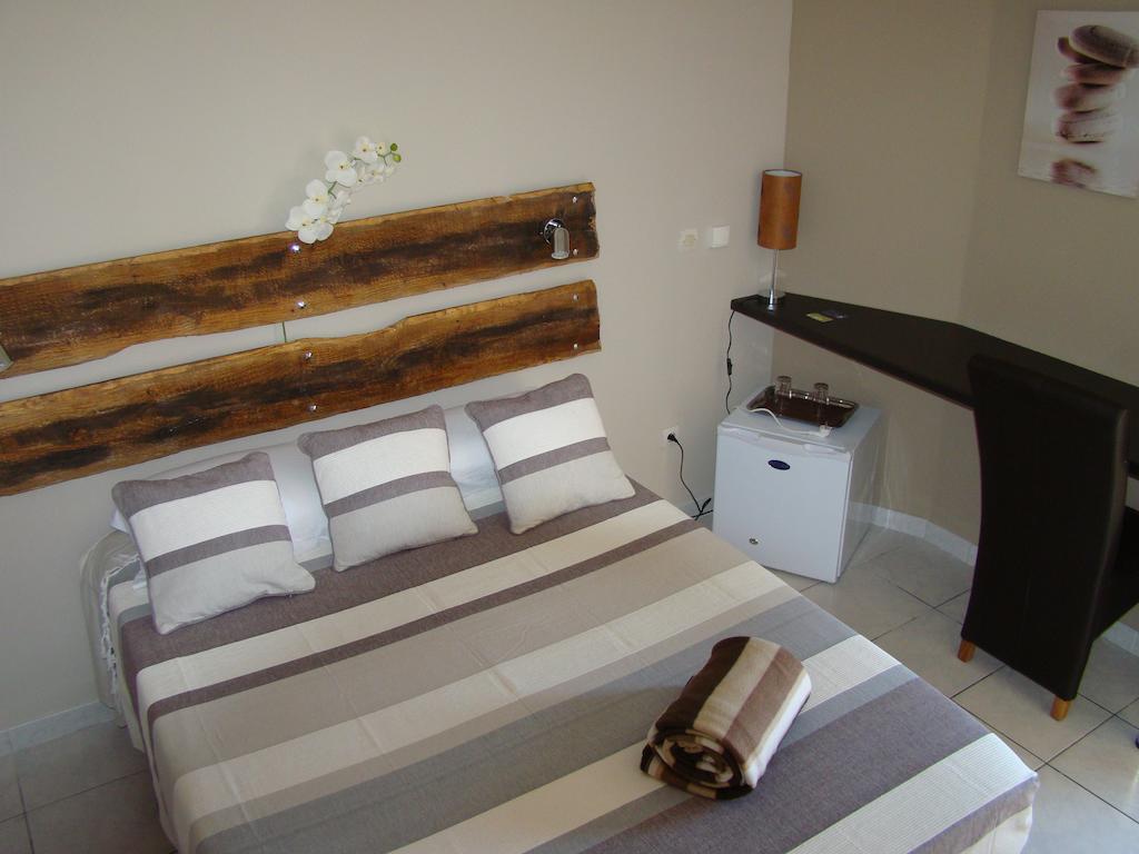 Chambre Double - Côté Piscine