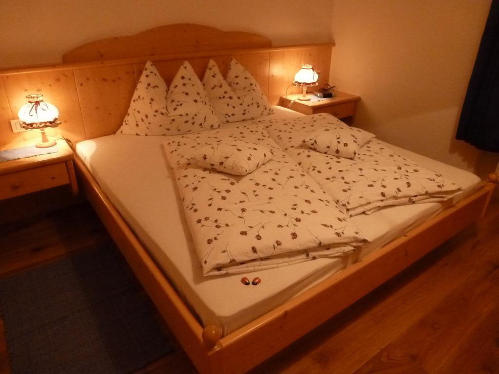 One-Bedroom Apartment,151952914:JPEG