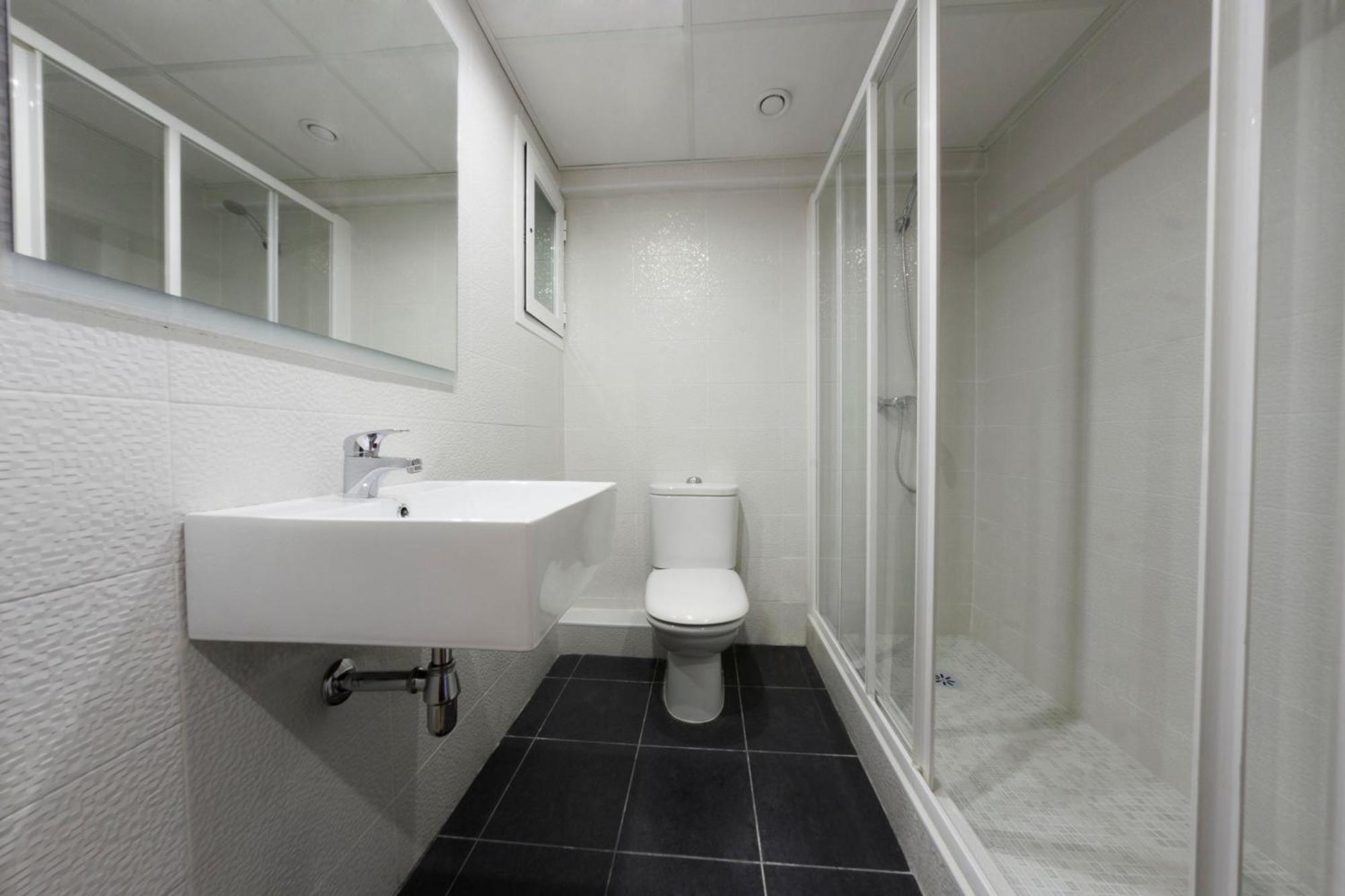 Budget Tweepersoonskamer met 2 Aparte Bedden - Geen Balkon