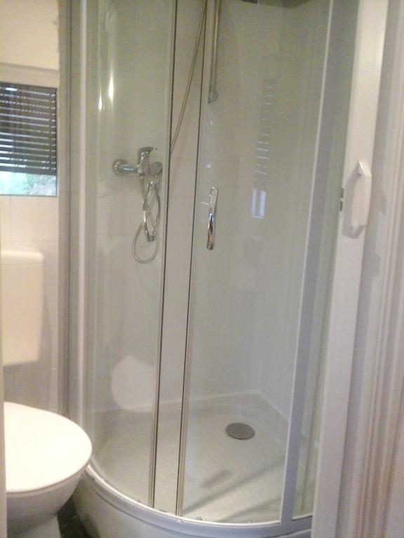 Studio mit Queensize-Bett und Schlafsofa - Am Herrenbrünnchen 84