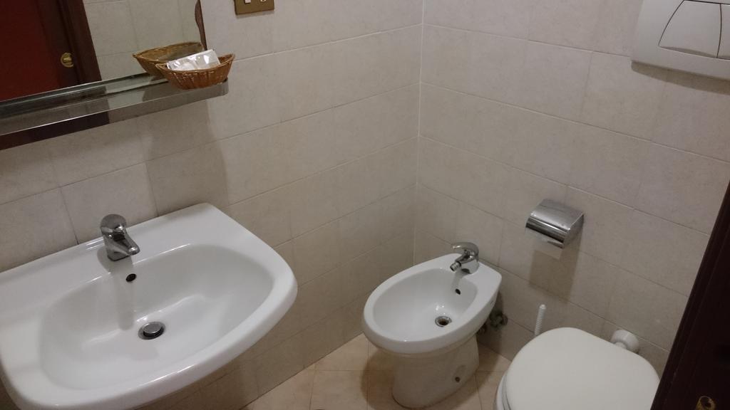 Habitación Doble con baño - 1 o 2 camas
