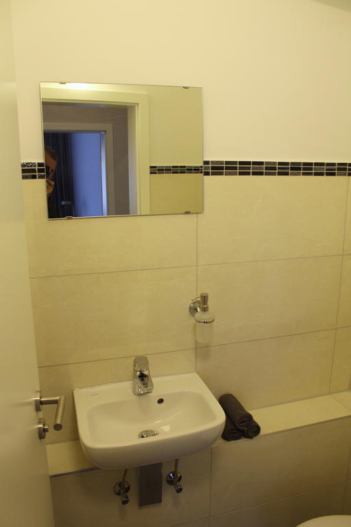 Single Bed 4-Bed Dormitory Room,247052285:JPEG