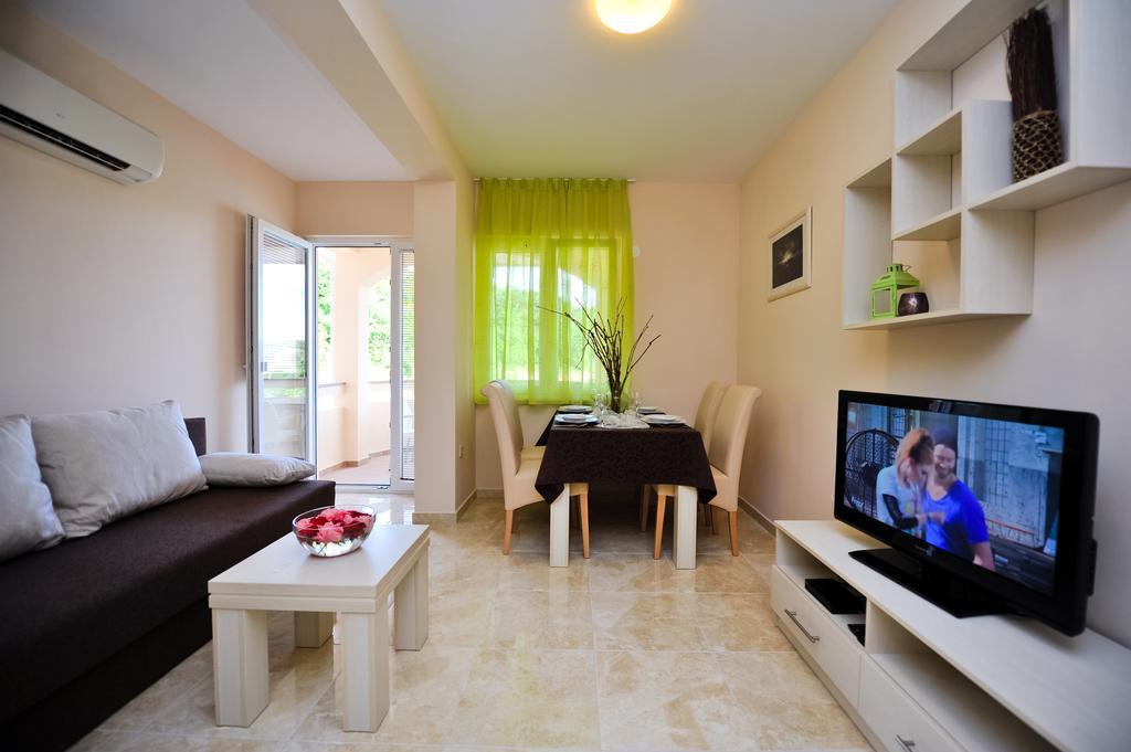 Apartment mit 2 Schlafzimmern und Balkon (5 Erwachsene)