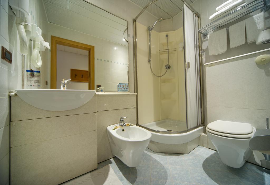 Double Room,1279758133:JPEG