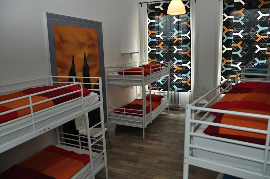 Bed in 10-Bed Mixed Dormitory Room