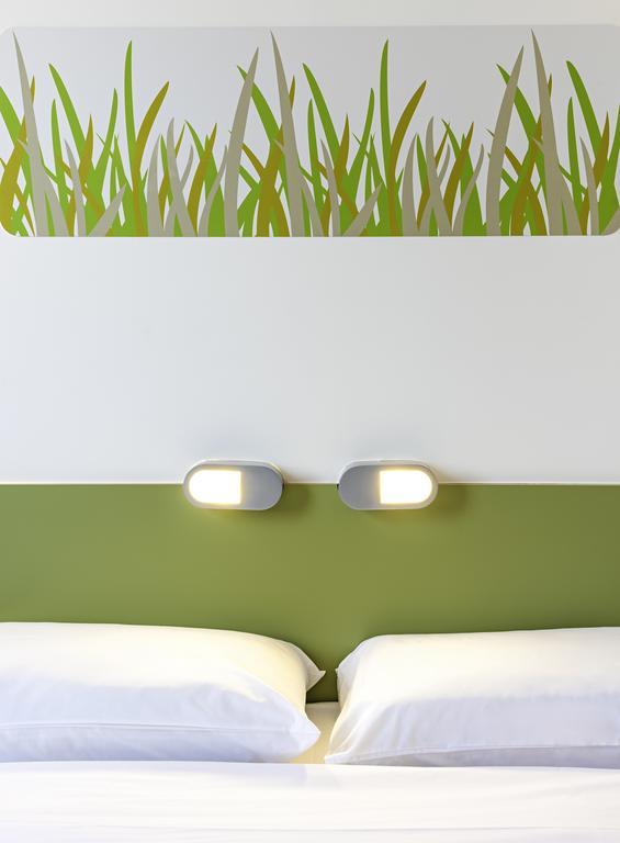 Classic Double Room,243575337:JPEG