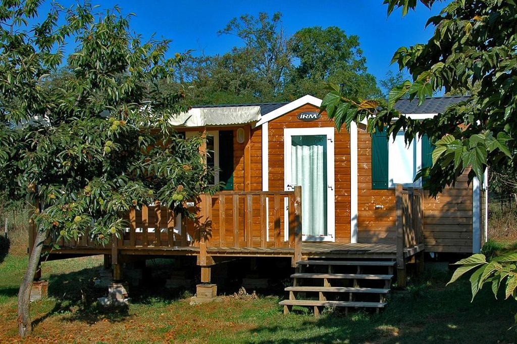 Comfort Two-Bedroom Bungalow,763171393:JPEG
