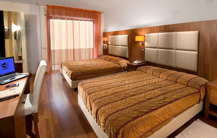 Chambre Familiale avec Balcon