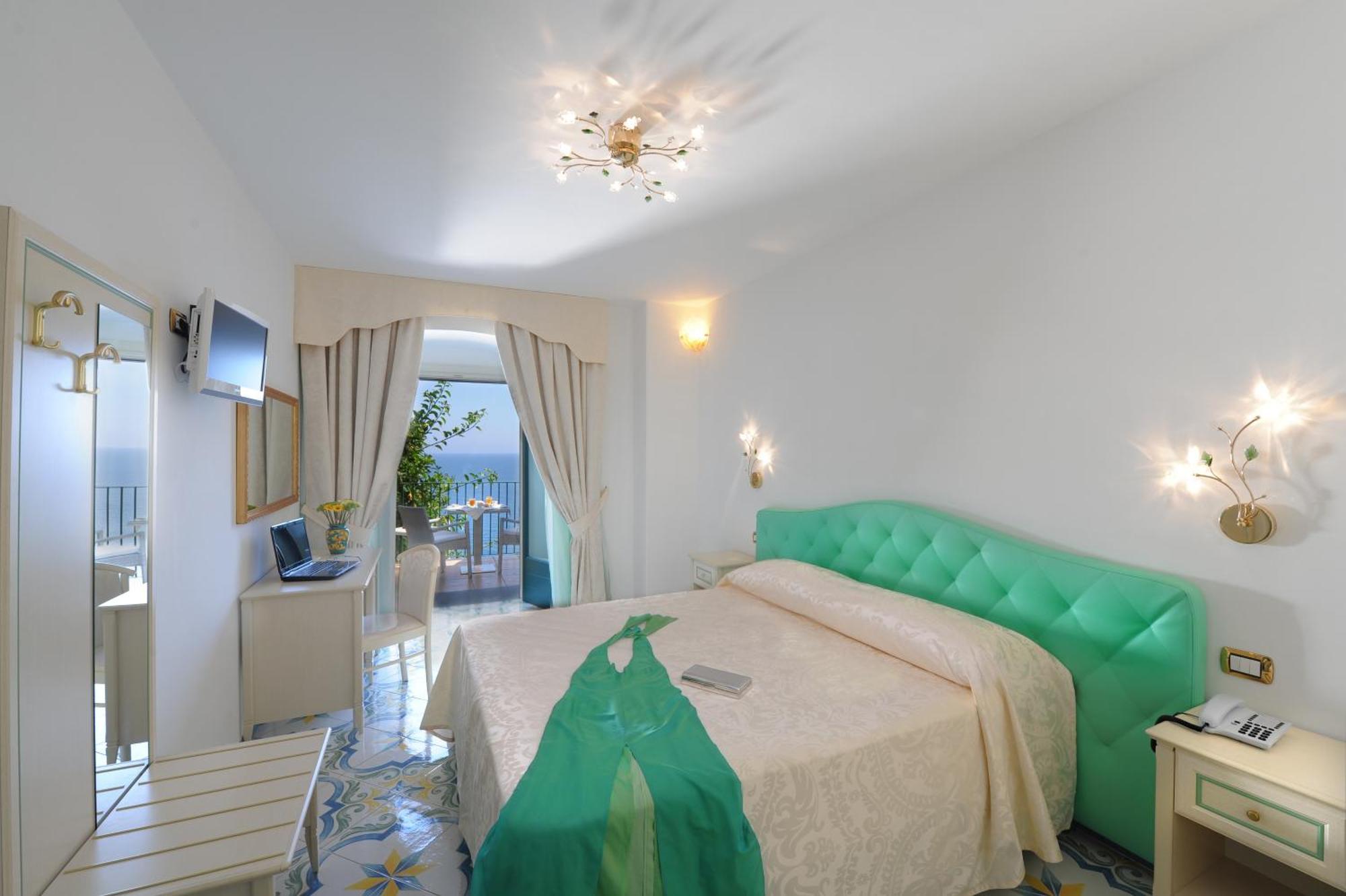 Chambre Double Supérieure - Vue sur Mer