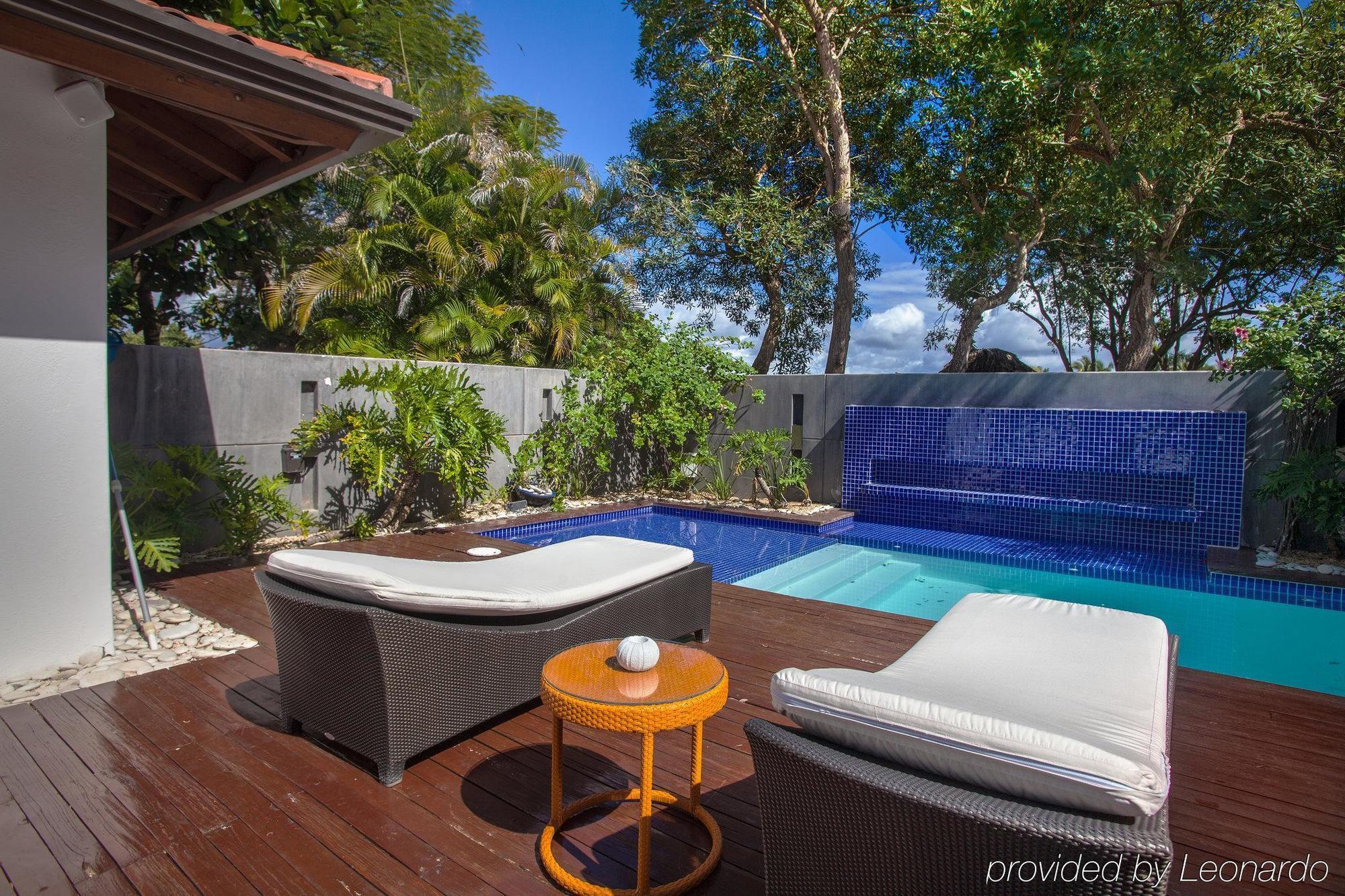 Villa con 3 Camere da Letto e Giardino - Golf Cart Incluso