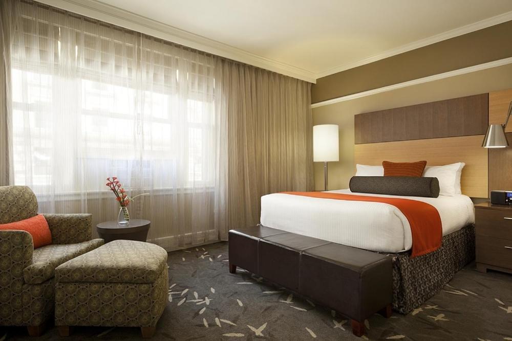Quarto Deluxe com Cama King-size