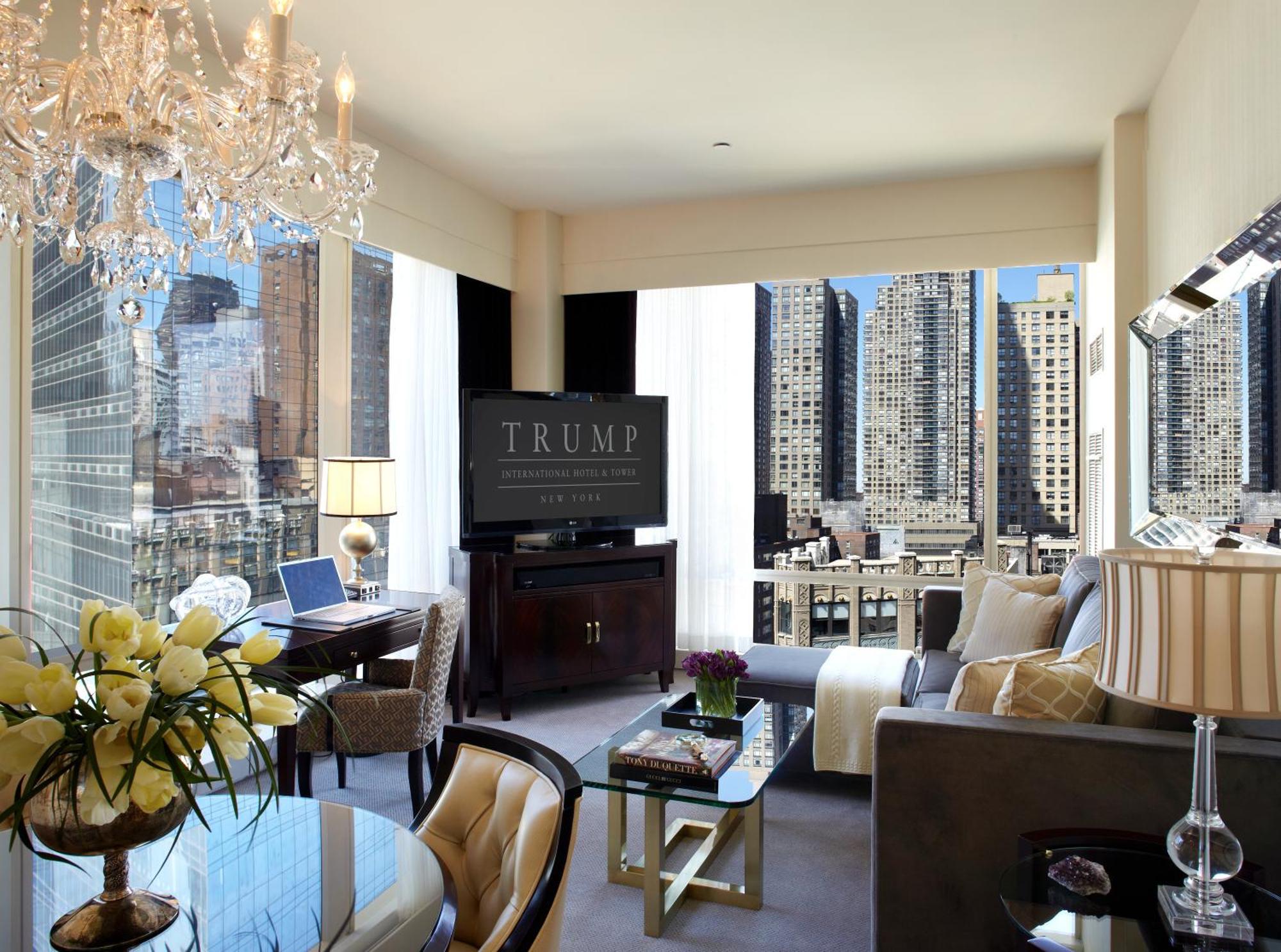 Deluxe Suite met 1 Slaapkamer en Uitzicht op de Stad