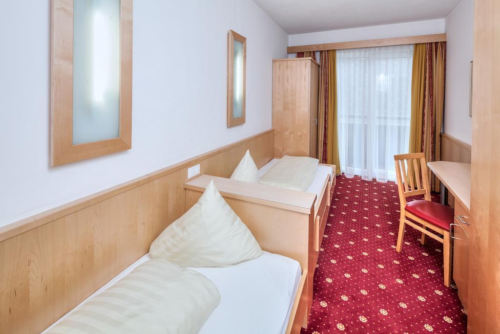 Two-Bedroom Apartment,322290049:JPEG