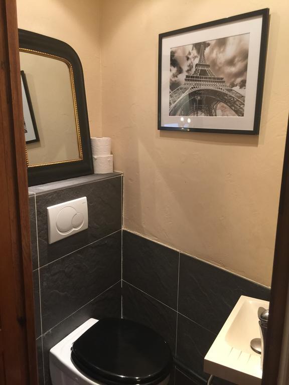 Apartment,327923998:JPEG