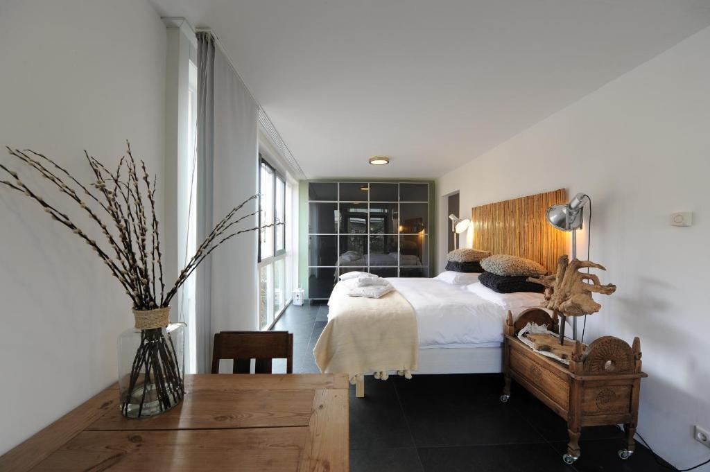 Two Bedroom Apartment,125629182:JPEG